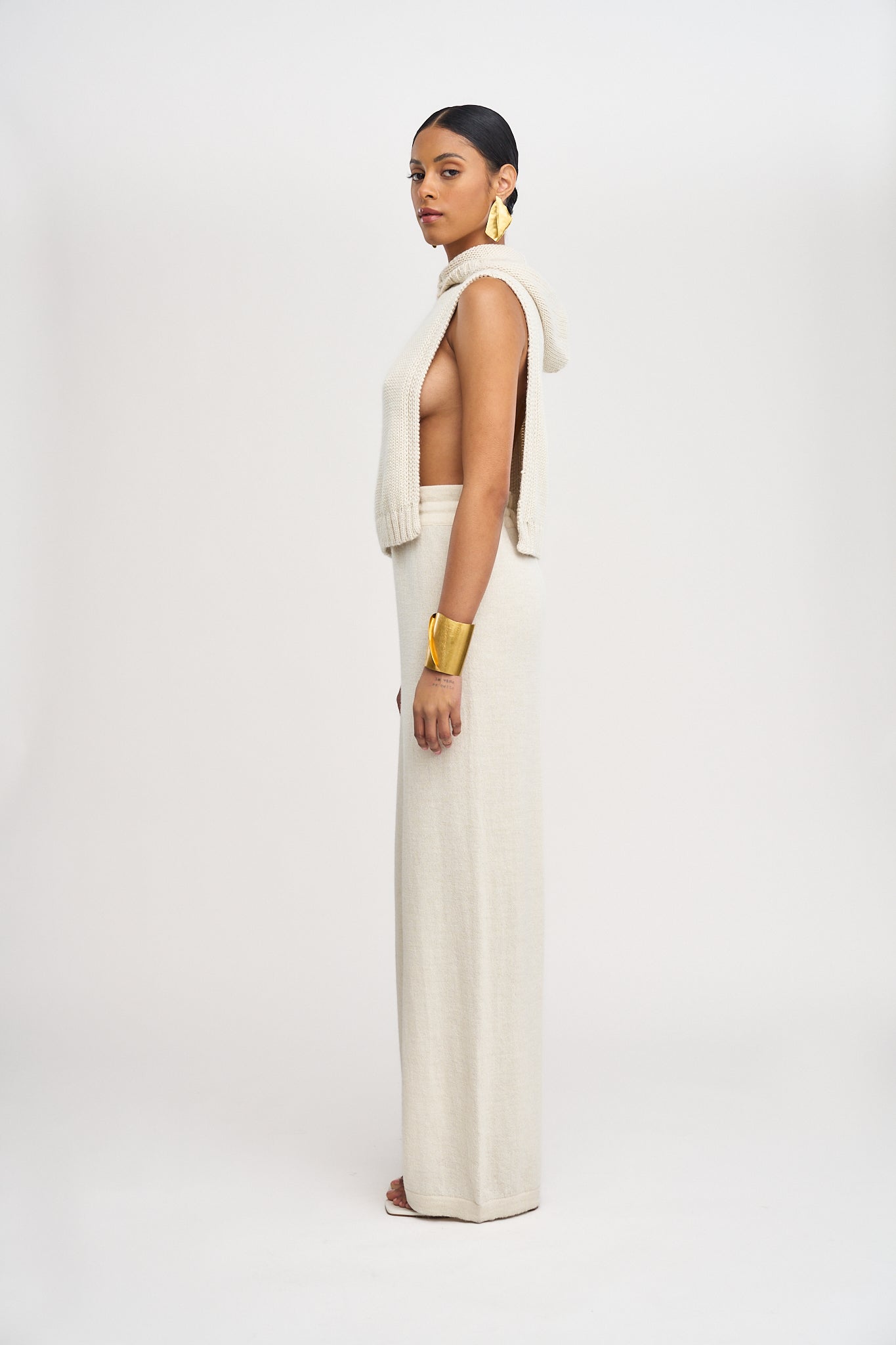 The Alpaca Knit Poncho in White