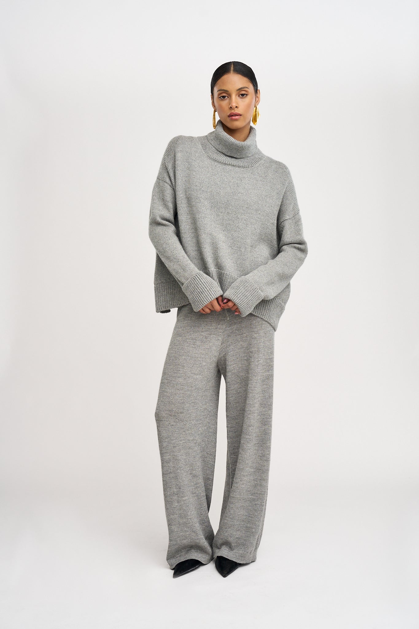 The Alpaca Oversized Sweater in Light Grey