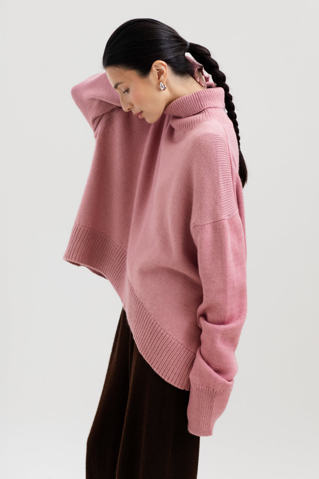 Cedar Sweater in Soft Blush, oversized baby alpaca turtleneck sweater by Ahblo, worn by model