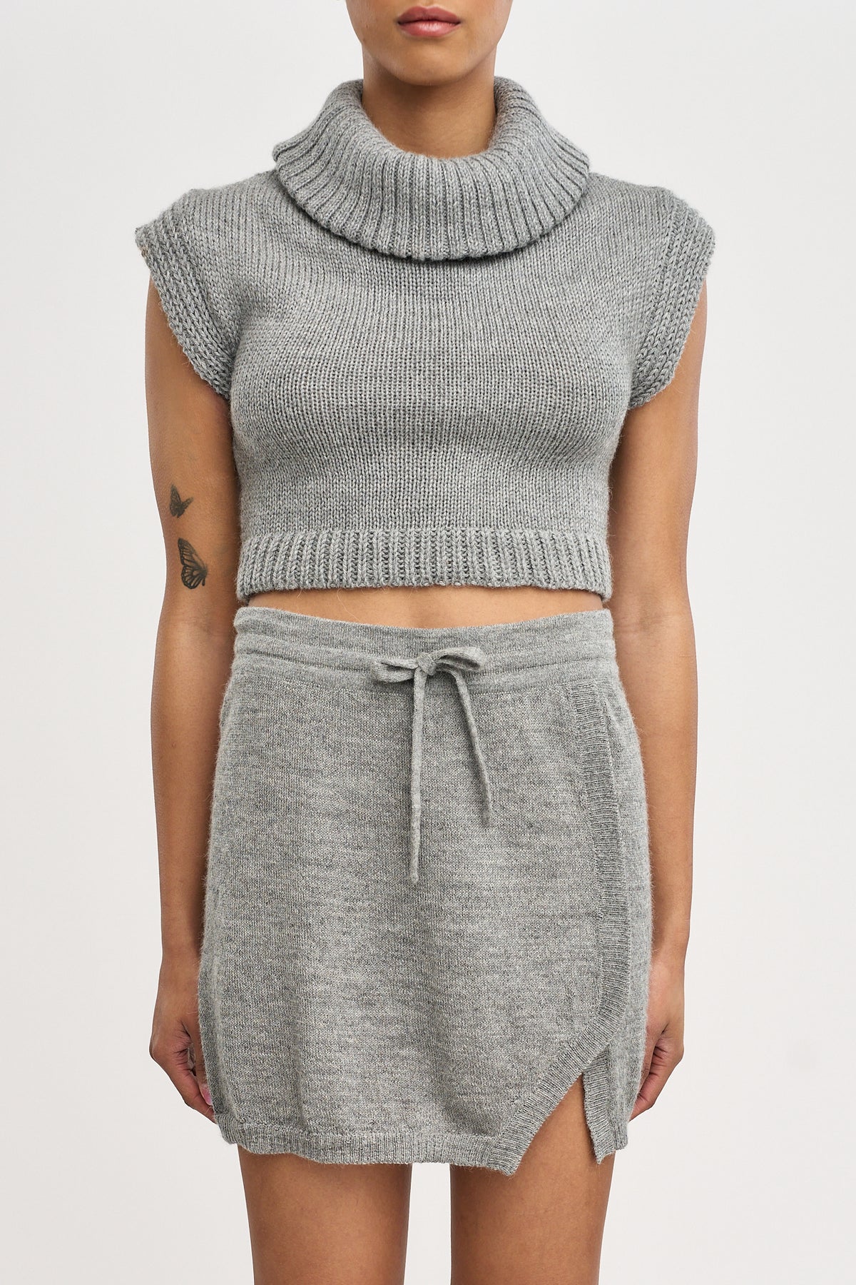 Luna Top in Mist Grey, baby alpaca knit top by Ahblo, close-up