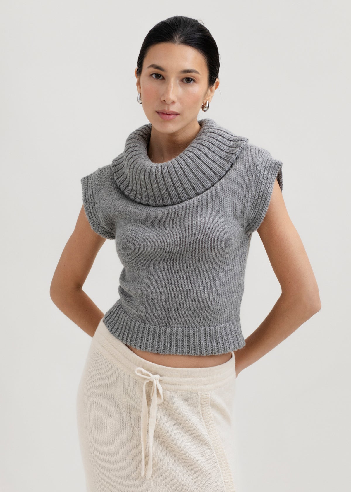 Luna Top in Mist Grey, baby alpaca knit top by Ahblo, worn by model