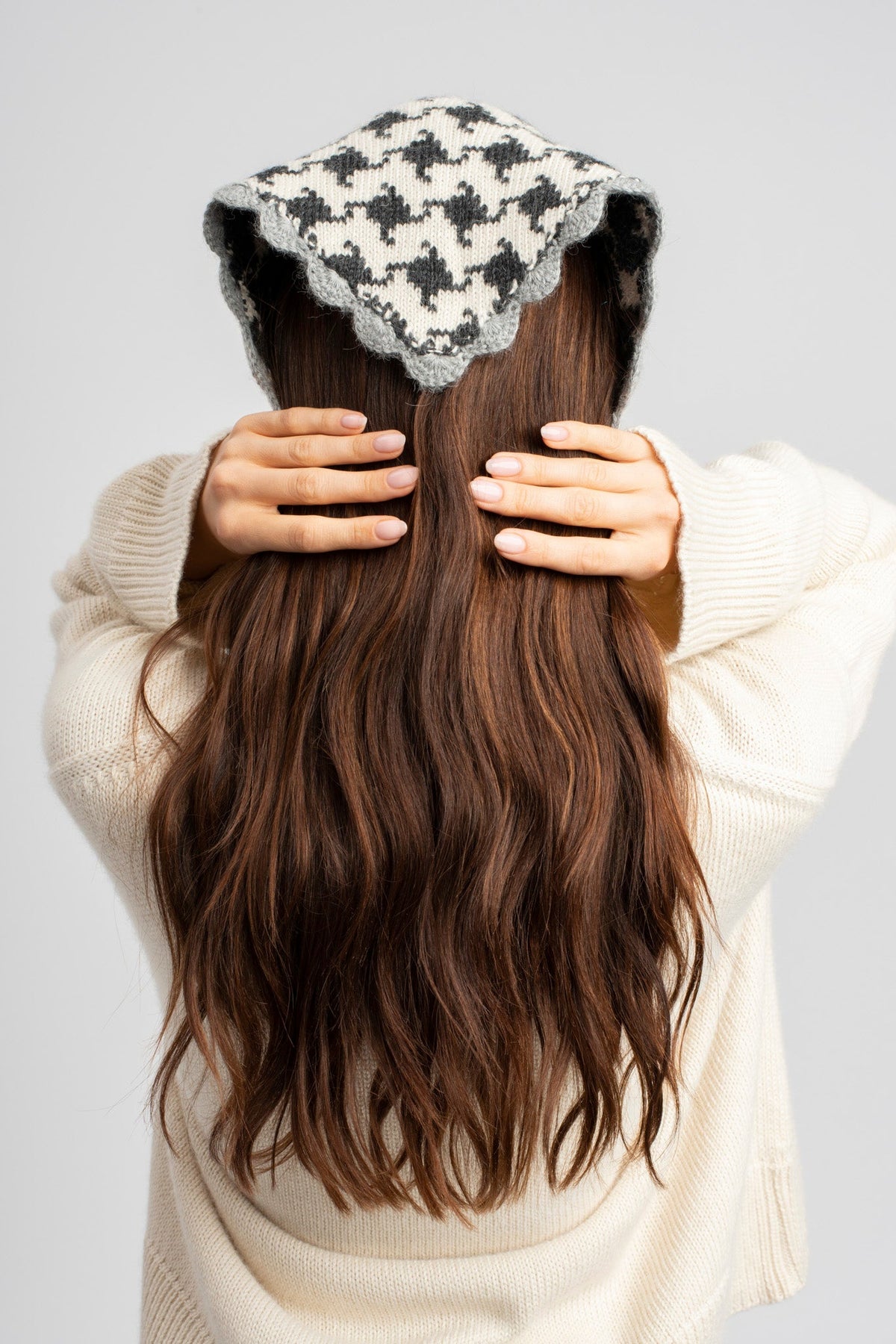 Tessa Scarf in Grey, reversible houndstooth baby alpaca triangle scarf by Ahblo, back view