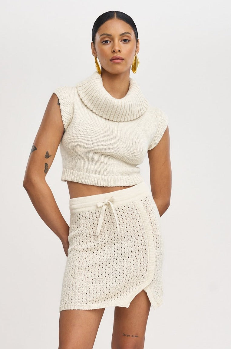 Haze Alpaca Crochet Mini Skirt In Cream