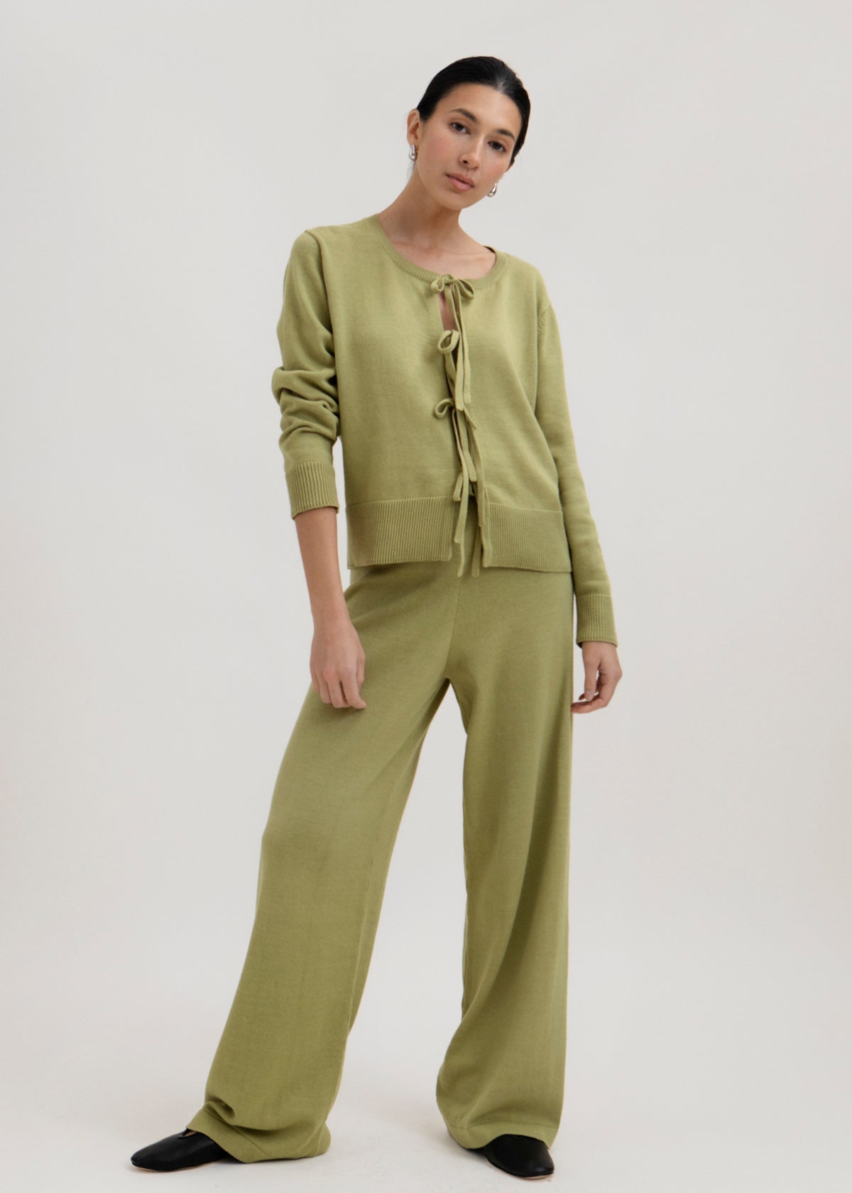 The Alba Pants in Olive