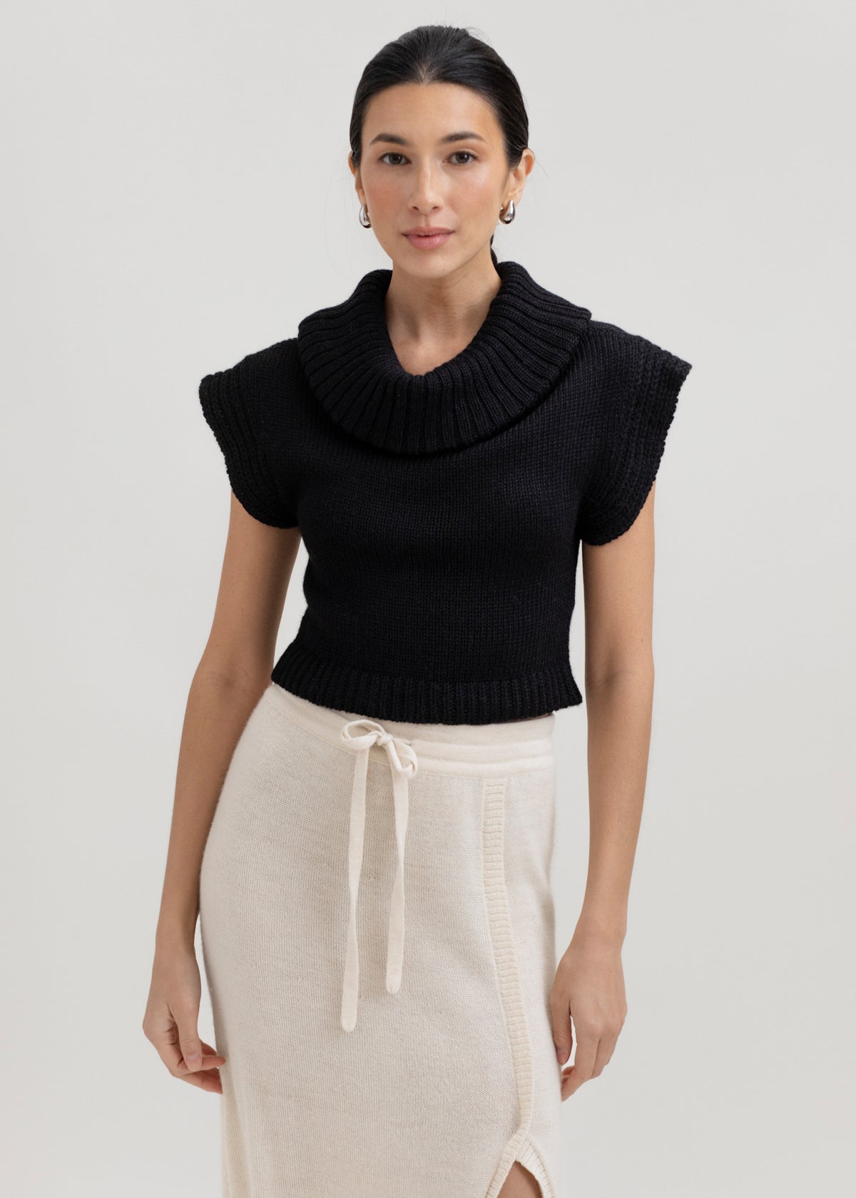 The Luna Top in Black